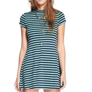FREE PEOPLE Beach On The Line Mock Neck Dress Size Medium in Striped Navy Combo
